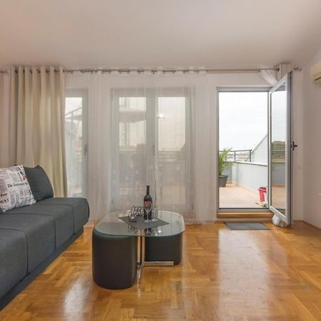 City Centre Sea View Apartment PUY Quarto foto